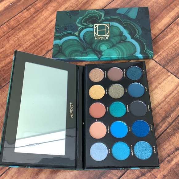 HIPDOT eyeshadow palate - Picture 3 of 3